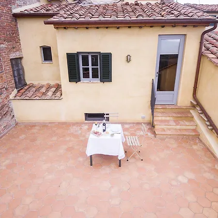 Le 3 Rane Bed & Breakfast Treggiaia