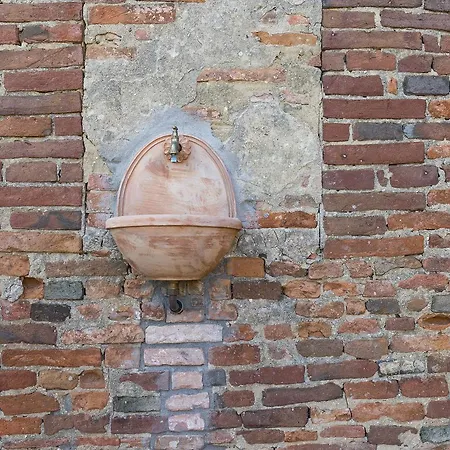 Le 3 Rane 3* Treggiaia